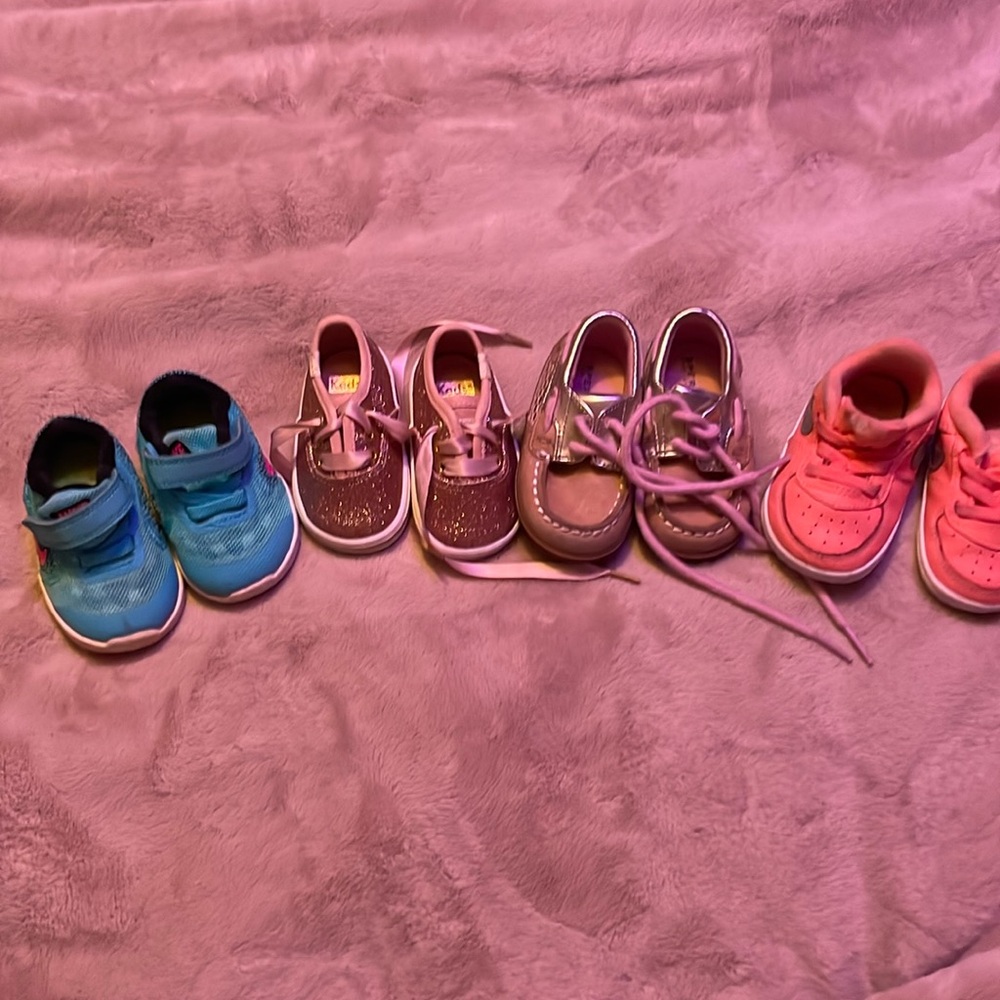 Infant girl gym shoe lot